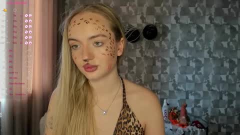 Adelina online show from 25, 10, 2025