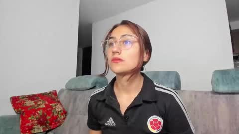 A Sexy Couple online show from 10, 1, 2025