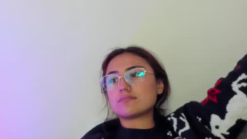 A Sexy Couple online show from 28, 1, 2025