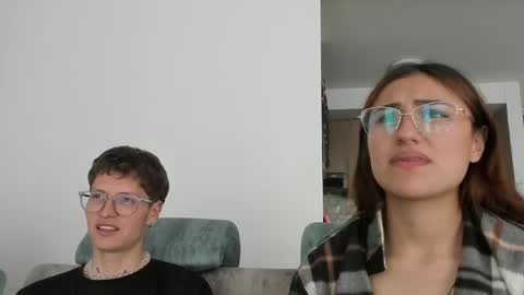 A Sexy Couple online show from 26, 2, 2025