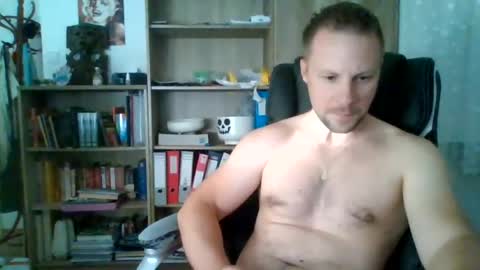 Snapshot of aaaandzzz chatting on 20, 6, 2026 Long distance cumshot online show from 20, 6, 2026