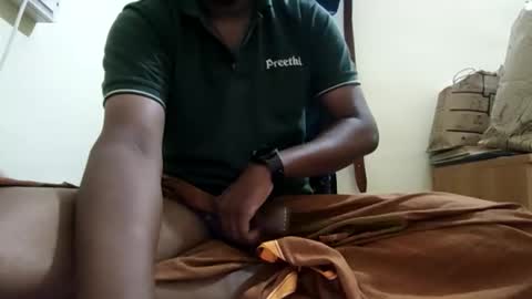 Snapshot of aachujos97 chatting on 20, 10, 2025 Aachujos online show from 20, 10, 2025