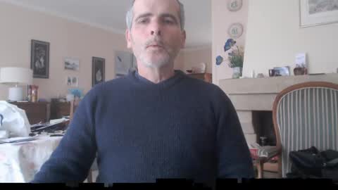 Aalex1717 online show from 10, 1, 2025