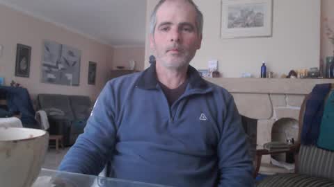 Aalex1717 online show from 9, 2, 2025