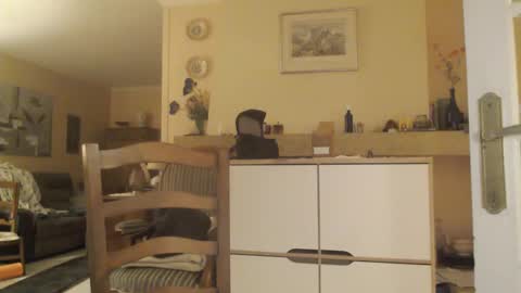 Aalex1717 online show from 8, 3, 2025