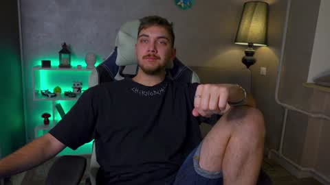 Alex online show from 8, 2, 2025