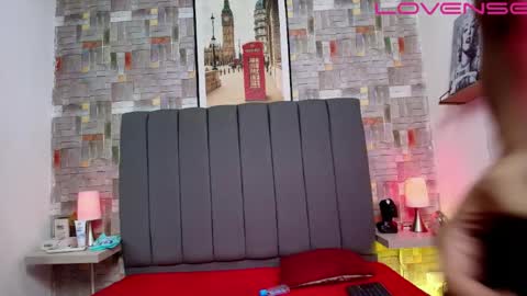 Aaron y Antonella online show from 12, 4, 2026