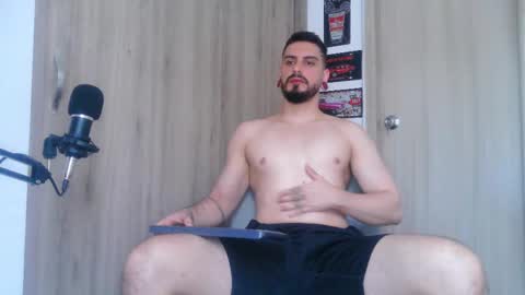 Aaron kwok online show from 30, 10, 2025