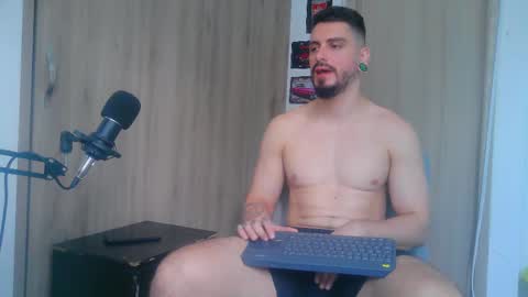 Aaron kwok online show from 23, 11, 2025