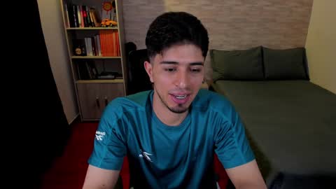 Aaron online show from 6, 12, 2024