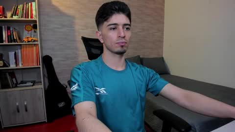 Aaron online show from 26, 2, 2025