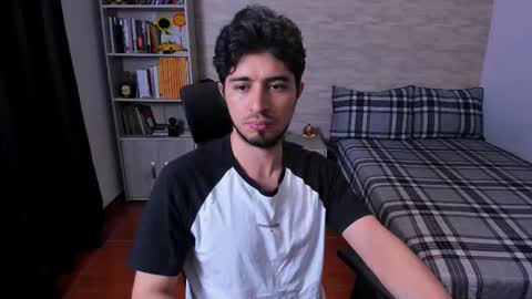 Aaron online show from 29, 11, 2025