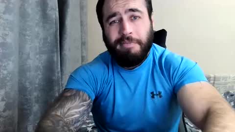 Snapshot of aaron_royal chatting on 6, 6, 2026 Davin tayl online show from 6, 6, 2026