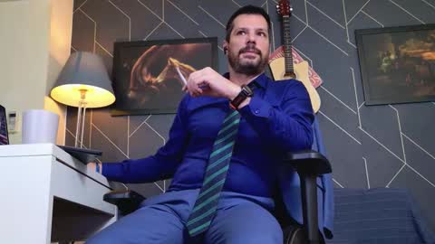 Aaron online show from 7, 11, 2025