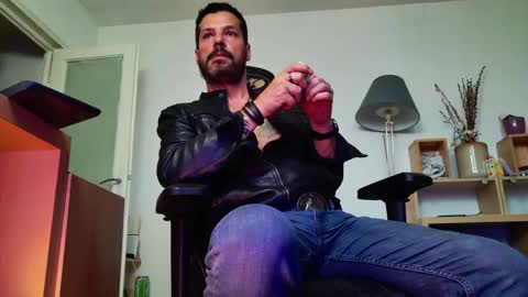 Snapshot of aaronbomer chatting on 2, 6, 2026 Aaron online show from 2, 6, 2026