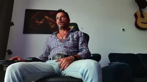 Snapshot of aaronbomer chatting on 14, 7, 2026 Aaron online show from 14, 7, 2026