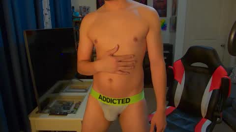 Snapshot of aarong_albertg chatting on 3, 10, 2025 ShyGaymerGuy online show from 3, 10, 2025