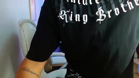 Aaron online show from 3, 12, 2025