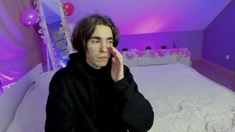 Snapshot of aataraxx chatting on 7, 1, 2025 Fiona and Harry online show from 7, 1, 2025