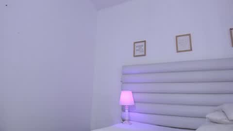 abbey_walker online show from 4, 1, 2025