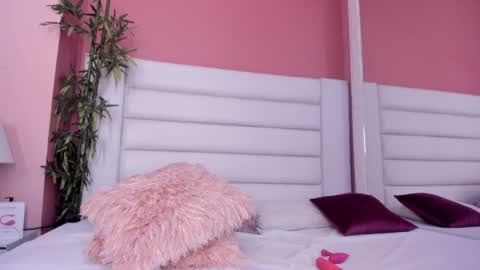 abbey_walker online show from 10, 1, 2025