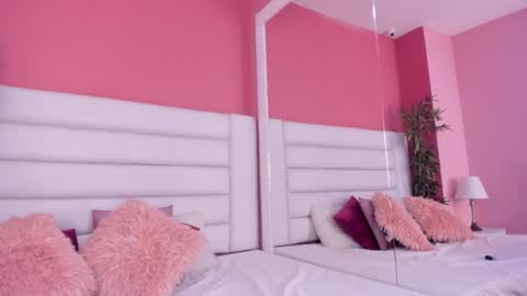 abbey_walker online show from 17, 1, 2025