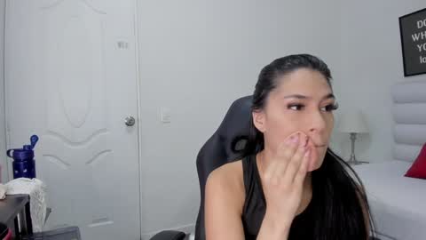 abbey_walker online show from 23, 1, 2025