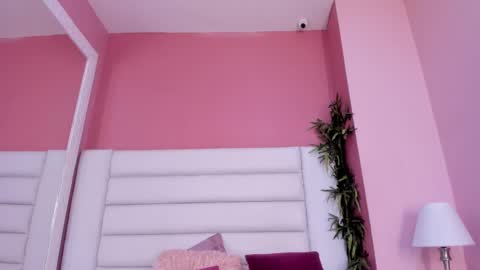 abbey_walker online show from 6, 3, 2025