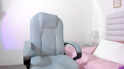 abbey_walker online show from 13, 9, 2025