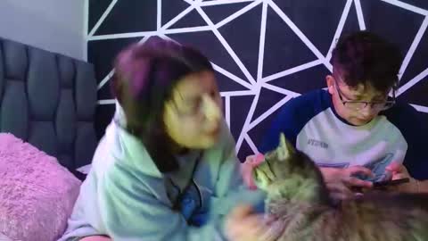 Snapshot of abby_and_chriss18 chatting on 23, 2, 2025 Abby y Crhiss online show from 23, 2, 2025