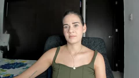 Snapshot of abby_connie chatting on 25, 5, 2026 Abby Connie online show from 25, 5, 2026
