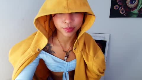 Lucia  online show from 10, 1, 2025