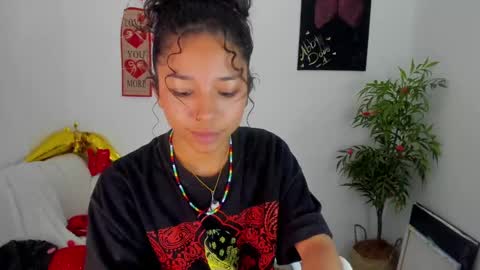 Lucia  online show from 15, 2, 2025