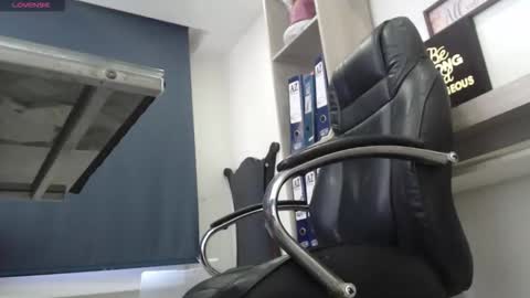 Vannesa online show from 18, 9, 2025