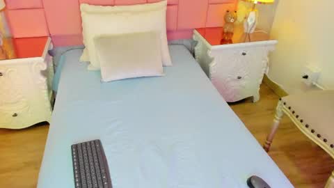 abbye rose online show from 17, 6, 2026