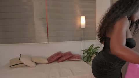 Abby Linx online show from 26, 9, 2025