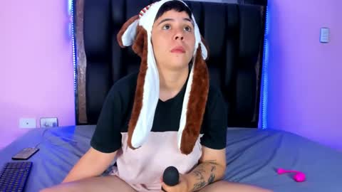 Snapshot of abbysmiitth_ chatting on 6, 12, 2024 Abby Smith online show from 6, 12, 2024