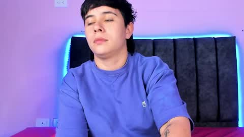 Snapshot of abbysmiitth_ chatting on 7, 2, 2025 Abby Smith online show from 7, 2, 2025