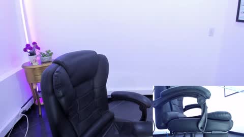 Abby Stones online show from 28, 1, 2025