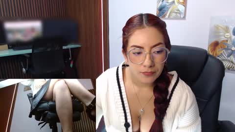 Abby Stones online show from 5, 3, 2025