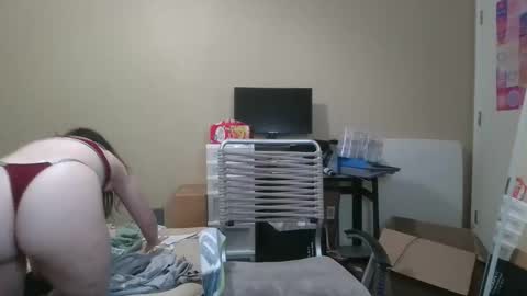 Snapshot of abbywhitexo chatting on 5, 11, 2025 abbywhitexo online show from 5, 11, 2025