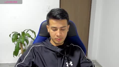 Independence model AbelAsburgo online show from 4, 11, 2025