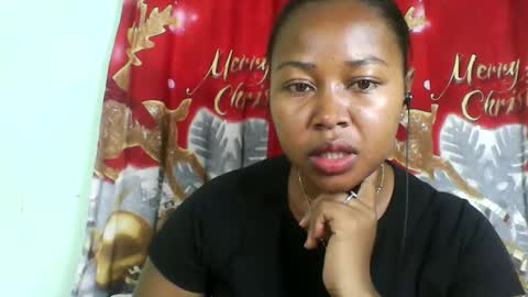 Snapshot of abella677022 chatting on 6, 6, 2026 abella677022 online show from 6, 6, 2026