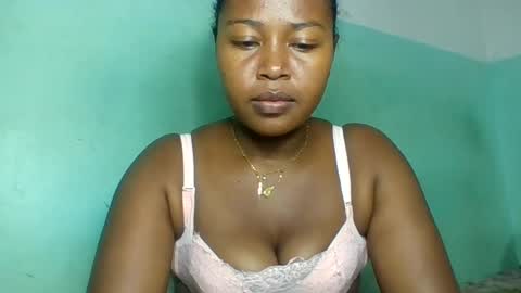 Snapshot of abella677022 chatting on 14, 6, 2026 abella677022 online show from 14, 6, 2026