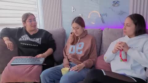 abella_as_ online show from 15, 1, 2026