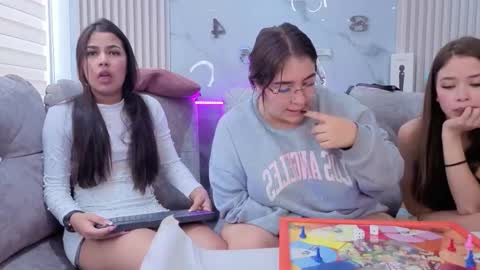 abella_as_ online show from 5, 2, 2026