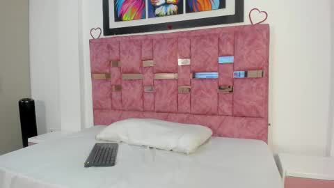 Snapshot of abella_lov chatting on 2, 10, 2025 abella_lov online show from 2, 10, 2025