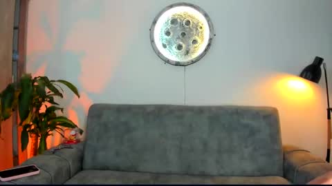  Abella and Kendra  online show from 15, 3, 2026