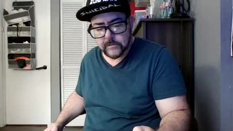 Snapshot of abennett76 chatting on 4, 7, 2026 AJ online show from 4, 7, 2026
