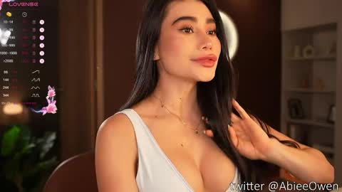 Snapshot of abie_owen chatting on 7, 5, 2026 abie_owen online show from 7, 5, 2026